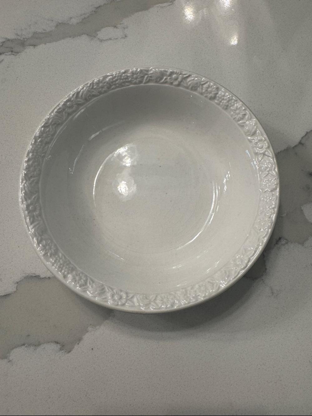 Wedgwood White Ceramic Berry Bowl with Decorative Floral Rim